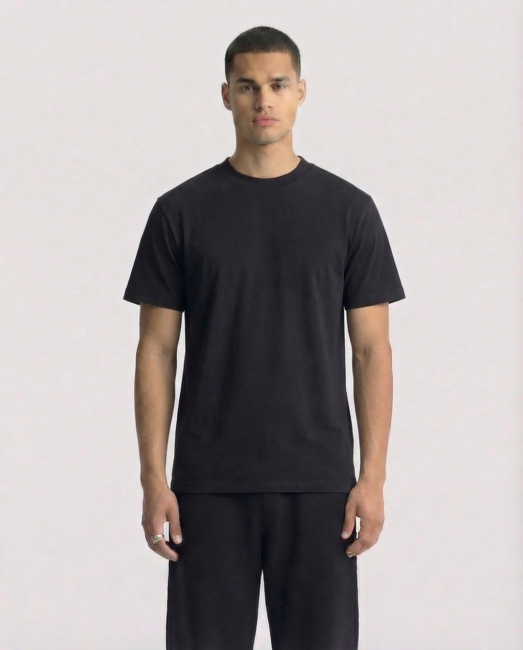 260 GSM 'BLACK' T-SHIRT (REGULAR FIT)