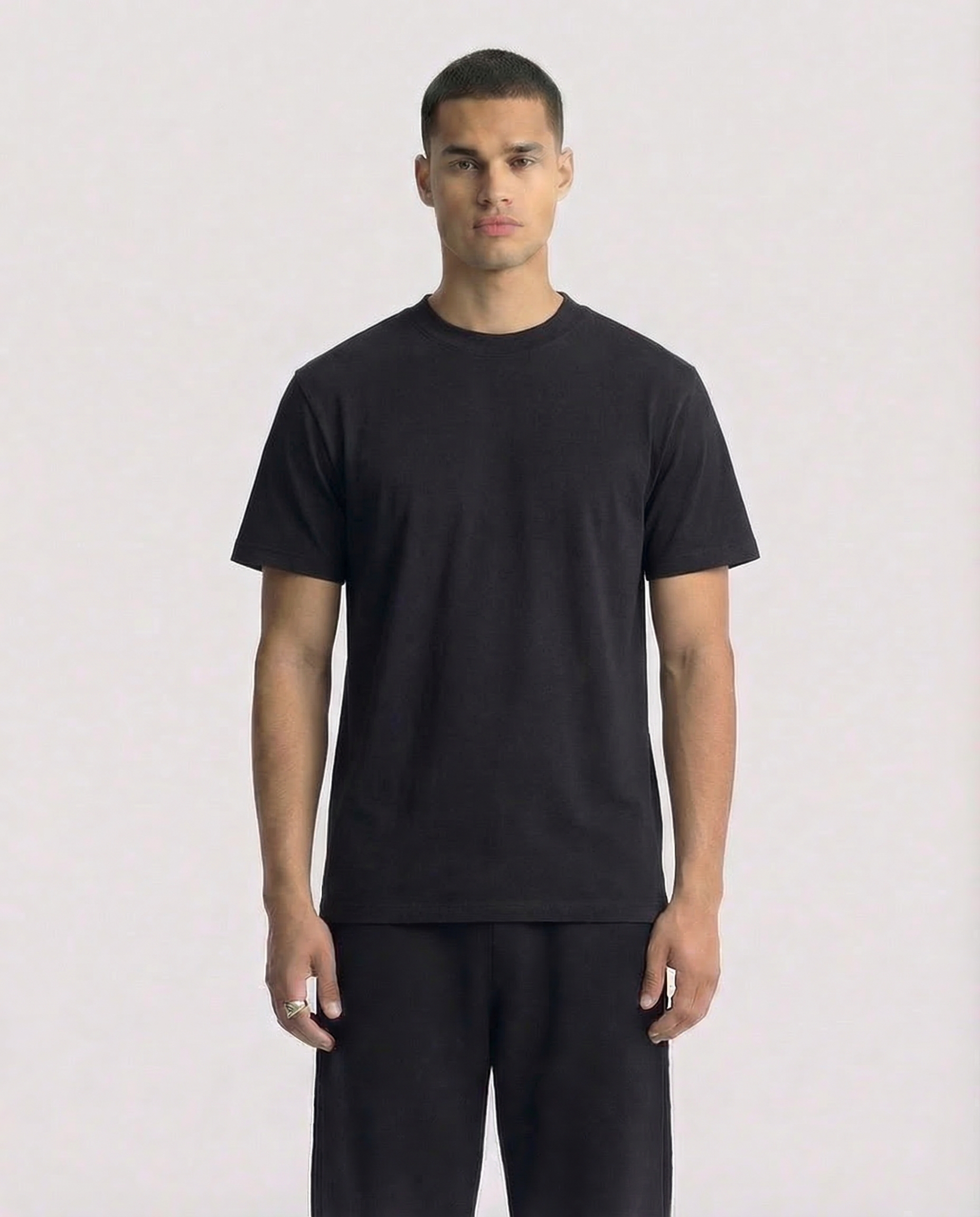 260 GSM 'BLACK' T-SHIRT (REGULAR FIT)